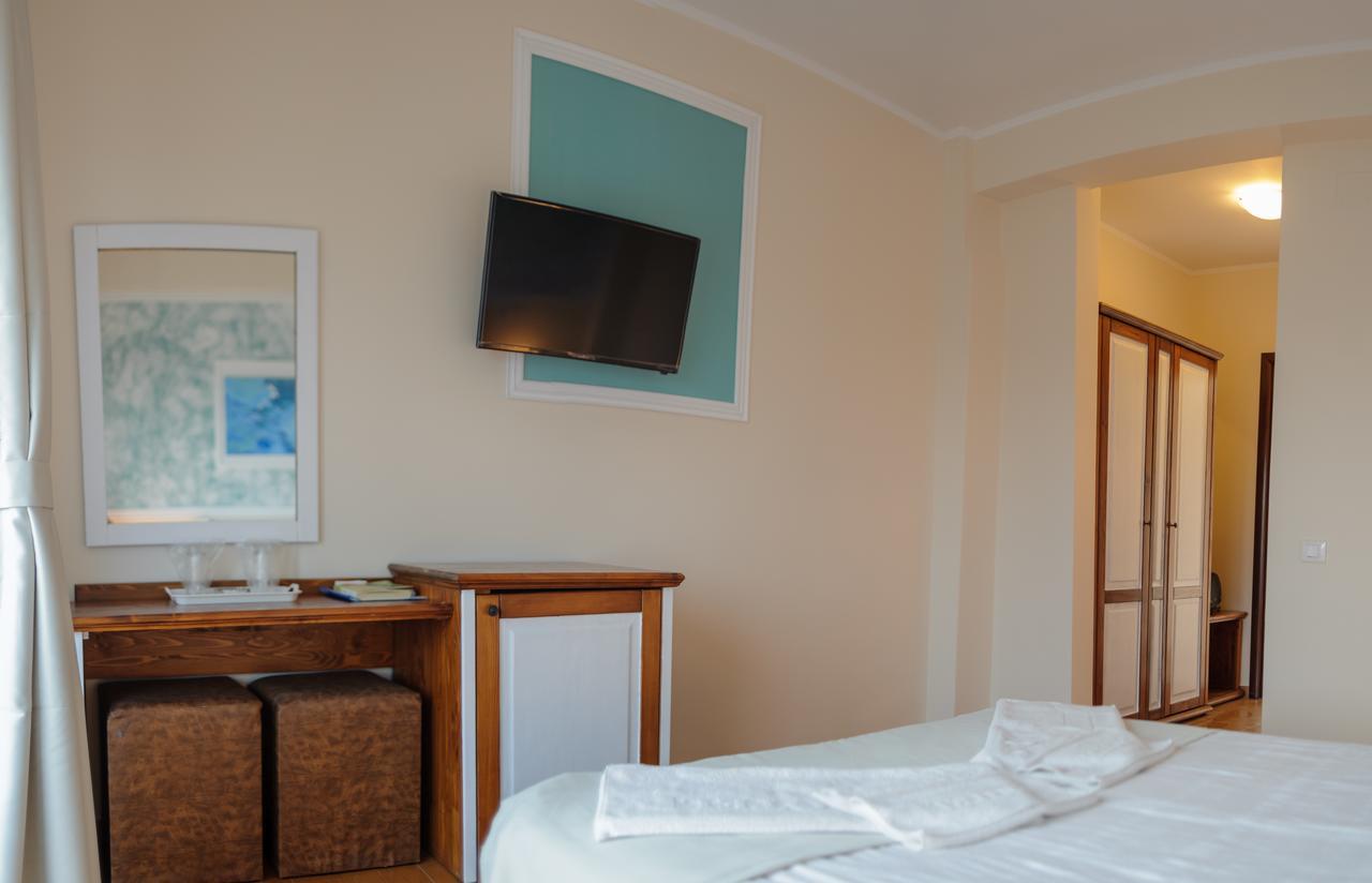 Hotel Atena Costinesti Exterior photo