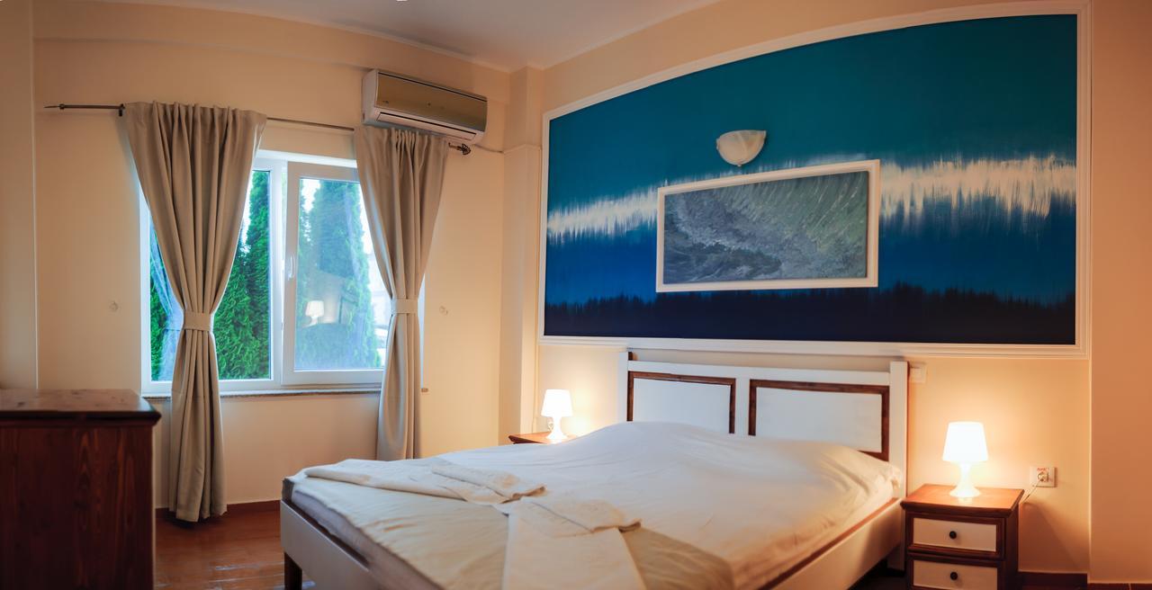 Hotel Atena Costinesti Exterior photo